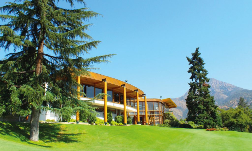 Club cerrado, lunes 8 de septiembre