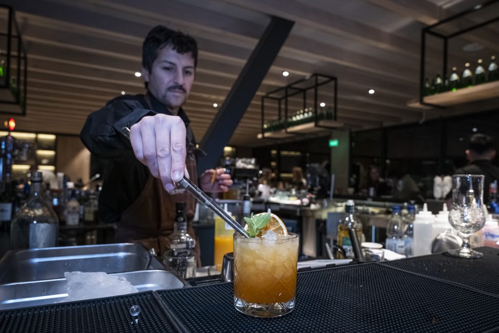Así se viven las Tardes de Viernes en nuestro Sport Café & Bar